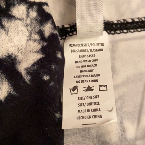 NEW! High Rise Yoga Legging Black White Marble - Picture 7 of 8